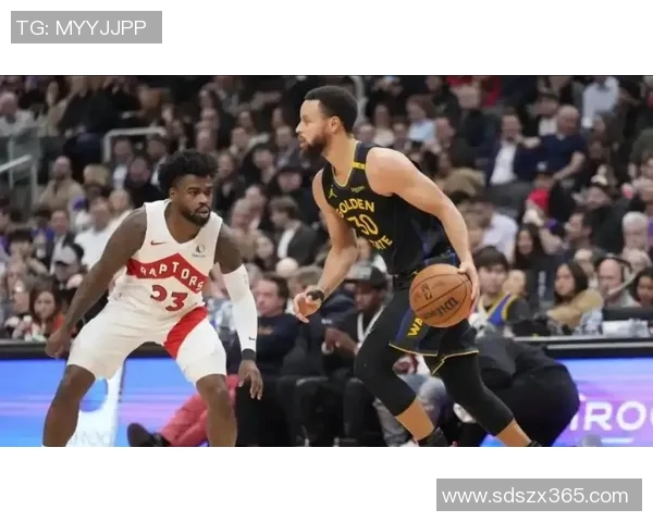 2016年季后赛骑士与猛龙第三场激战回顾与精彩瞬间分析